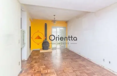 Casa para alugar com 4 quartos 250 m² e 3 vagas de garagem