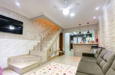 Casa / mobiliada / 5 quartos / 1 suíte master / 3 vagas / porto verde / jardim a
