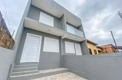 Casa sobrado / novo / 2 quartos / 1 vaga / pátio / maringá / alvorada