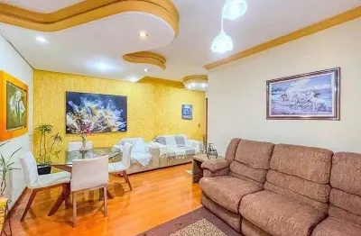 Apartamento/Elevador/2 Dorm/Sacada/Churrasqueira/Vaga Coberta/ semi-mobiliado/Ja