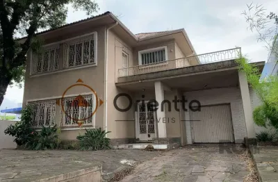 Casa comercial para alugar na Avenida Protásio Alves, 3901, Petrópolis, Porto Alegre
