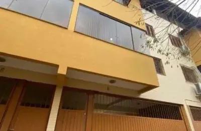 Casa em condomínio bairro tristeza de 3 dormitórios e 3 vagas