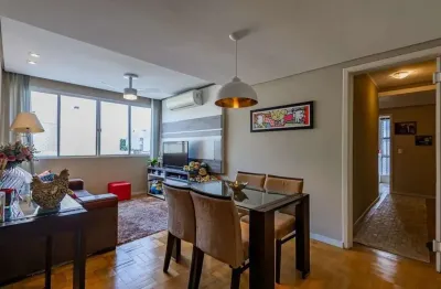 Apartamento de 2 dorm, 80m² privativos com vaga de garagem e elevador.