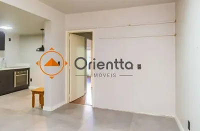 Apartamento sem mobília com 2 quartos e 62m² para alugar ( sem elevador)