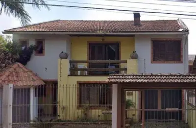 Oportunidade!!! casa com um espaço maravilhoso no bairro serraria.