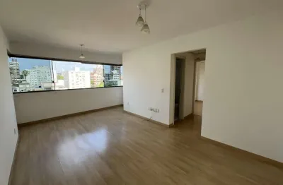 Apartamento de 2 quartos e 1 vaga de garagem no bairro Menino Deus Porto Alegre