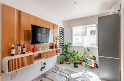 Vende-se cobertura duplex com 3 quartos (1 suíte), 117m² e 1 vaga – menino deus