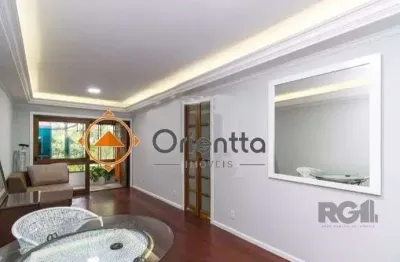 Apartamento com 2 dormitórios, 1 vaga de garagem, com sacada fechada e churrasqu