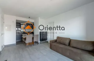 Apartamento mobiliado de 1 dormitório, com sacada e 1 vaga de garagem.