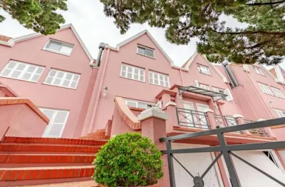 Casa em condomínio fechado de 3 dormitórios no bairro vila assunção