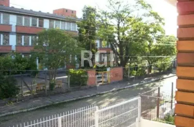 Casa para Venda - 185m², 3 dormitórios, 3 vagas - Santa Maria Goretti