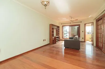 Apartamento à venda no bairro Jardim Planalto em Porto Alegre/RS