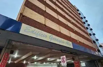 Box em excelente localização VENDA, em frente ao Ed. Coliseu.