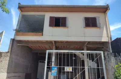 Casa comercial à venda na Rua Professor João Belém, 20, Fátima, Canoas