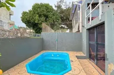 Casa Condominio em Porto Alegre, no bairro Campo Novo, com 3 dormitório(s), e 3