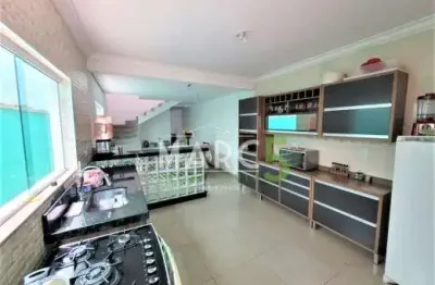 Casa com 4 quartos à venda na rua quitéria alves ferreira, parque rodrigo barreto, arujá, 125 m2 por r$ 510.000