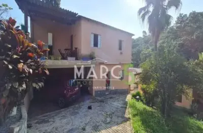 Casa com 3 quartos à venda na rua maria helena, vila ferreira, arujá, 232 m2 por r$ 750.000