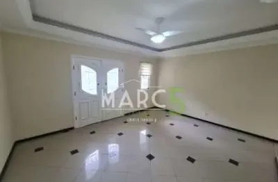 Casa em condomínio fechado com 3 quartos para alugar na rua berilo, arujá 5, arujá, 210 m2 por r$ 7.000