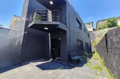 Prédio com 8 salas para alugar na rua maranhão, jardim planalto, arujá, 330 m2 por r$ 6.500