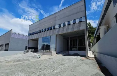 Barracão / Galpão / Depósito para alugar na Avenida Dellapar, Portão, Arujá, 2195 m2 por R$ 77.000