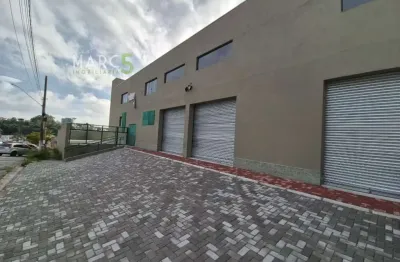 Sala comercial para alugar na Rua Prestes Maia, Vila Riman, Arujá, 200 m2 por R$ 9.000