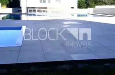 Apartamento com 1 quarto para alugar na Estrada dos Bandeirantes, --, Vargem Pequena, Rio de Janeiro