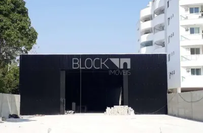 Barracão / Galpão / Depósito para alugar na Estrada dos Bandeirantes, --, Vargem Pequena, Rio de Janeiro