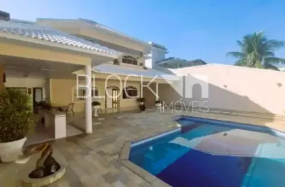 Barra da tijuca | casa de condomínio 3 quartos, sendo 3 suites