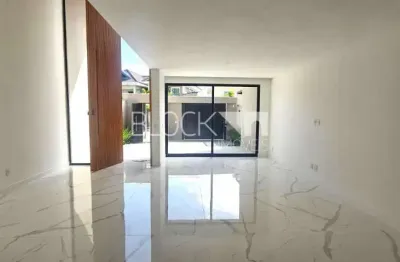 Recreio dos bandeirantes | casa de condomínio 5 quartos, sendo 3 suites