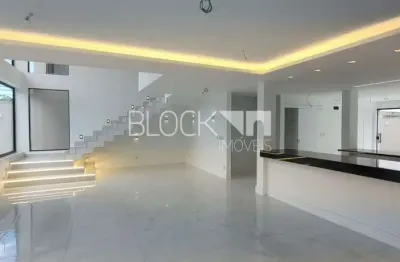 Recreio dos bandeirantes | casa de condomínio 5 quartos, sendo 4 suites