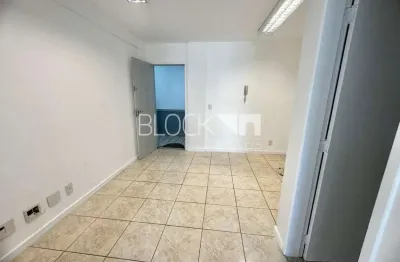 Sala comercial para alugar na Rua Roberval Cordeiro de Farias, --, Recreio dos Bandeirantes, Rio de Janeiro