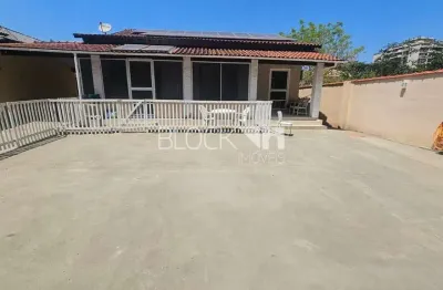Recreio dos bandeirantes | casa de rua 4 quartos, sendo 4 suites