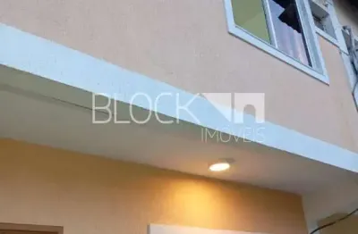 Jacarepaguá | casa de condomínio 2 quartos, sendo 2 suites