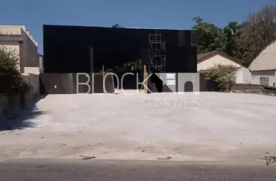 Barracão / Galpão / Depósito para alugar na Estrada dos Bandeirantes, --, Vargem Pequena, Rio de Janeiro