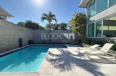 Barra da tijuca | casa de condomínio 5 quartos, sendo 5 suites