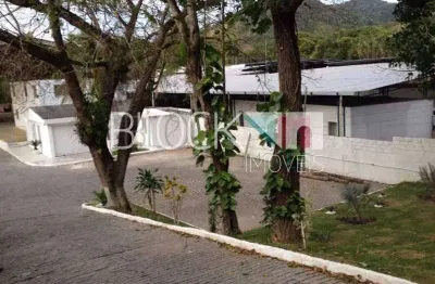 Barracão / Galpão / Depósito à venda na Estrada dos Bandeirantes, --, Vargem Grande, Rio de Janeiro
