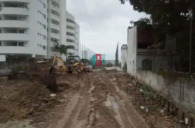 Barracão / Galpão / Depósito para alugar na Estrada dos Bandeirantes, --, Vargem Pequena, Rio de Janeiro