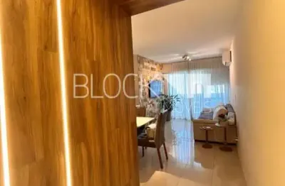 Recreio dos bandeirantes | apartamento 2 quartos, sendo 2 suites