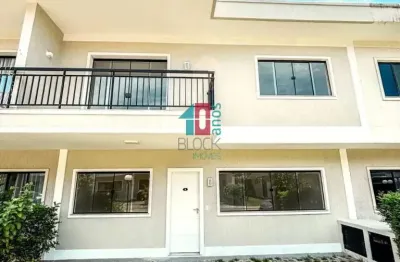 Casa em condomínio fechado com 3 quartos à venda na Rua Manhuaçu, --, Vargem Grande, Rio de Janeiro