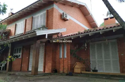 Sobrado com 4 dormitórios à venda, 277 m² - Campestre - São Leopoldo/RS