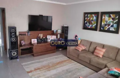 Casa com 3 quartos à venda na Rua Jaboticabal, Vila Bertioga, São Paulo