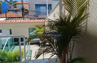 Sobrado em condomínio fechado,vila alpina, 2 suítes, 2 vagas e área privativa gourmet,112m2
