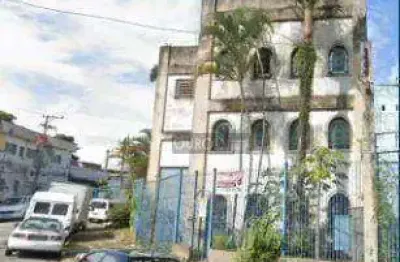 Aluga prédio - galpão na moóca com 735m2 de área construída