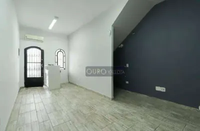 Sala comercial para alugar na Rua Juvenal Parada, Mooca, São Paulo