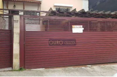 Casa com 3 quartos para alugar na Rua Guaimbé, Mooca, São Paulo