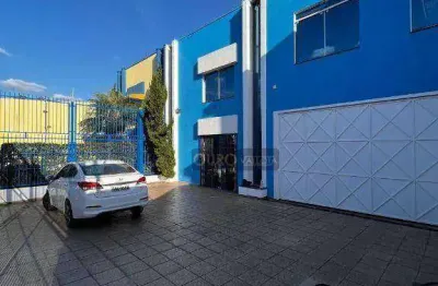 Prédio para alugar na Rua Nhengaibas, Água Rasa, São Paulo