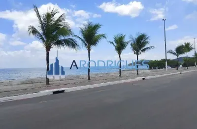 Casa à venda em madre de deus-ba: 8 quartos, 3 salas, 4 banheiros, 1 vaga de garagem, 344 m² de área.
