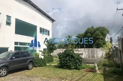 Excelente oportunidade: galpão industrial à venda ou locação em salvador-ba, bairro porto seco pirajá - 5 salas, 4 banheiros, 6 vagas de garagem, 1.392,68m².