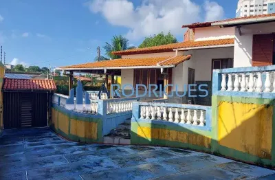 Casa em condomínio à venda em itapuã, salvador-ba: 3 quartos, 1 suíte, 2 salas, 3 banheiros, 4 vagas, 216m².