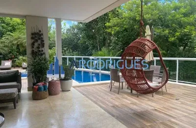 Casa de luxo em alphaville i, salvador: 5 quartos, 5 suítes, 4 salas, 3 banheiros, 5 vagas, 1.650 m2. imperdível!